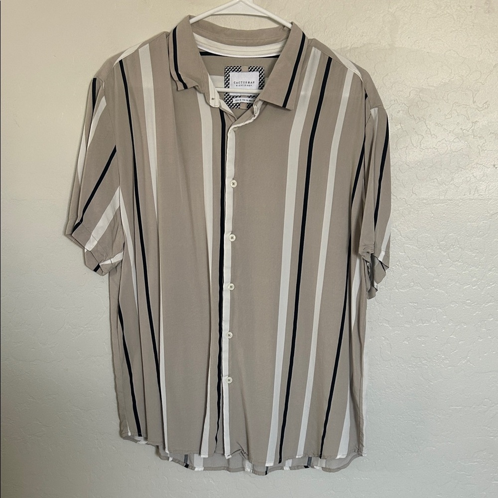 Cactus Man Men's Striped Shirt in Tan and Black Size. l